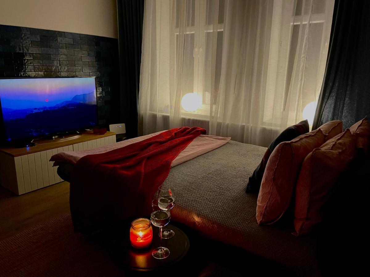 Riversidesuite. Krasków Eksteriør bilde
